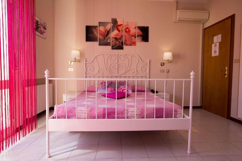 Hotel Arcoveggio Болонья Экстерьер фото