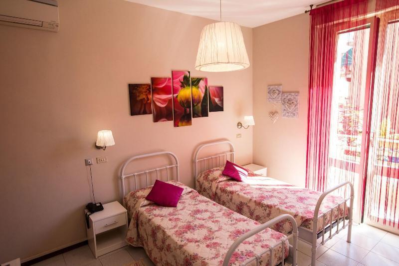 Hotel Arcoveggio Болонья Экстерьер фото