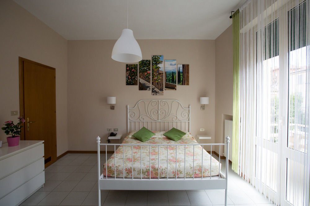 Hotel Arcoveggio Болонья Экстерьер фото
