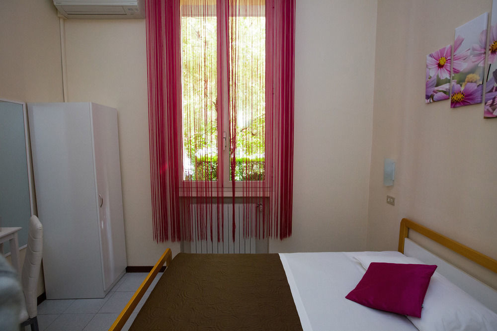 Hotel Arcoveggio Болонья Экстерьер фото