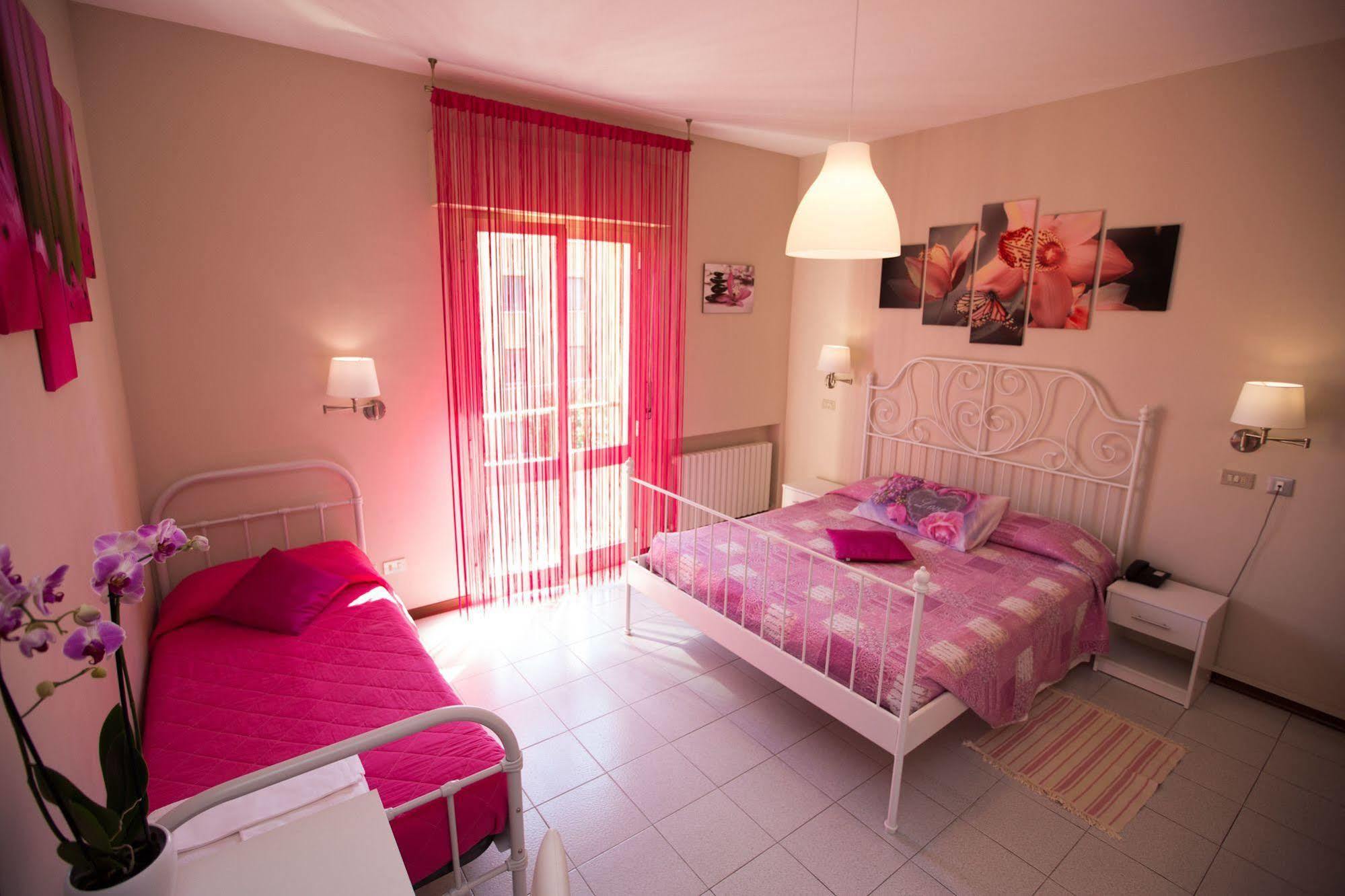 Hotel Arcoveggio Болонья Экстерьер фото